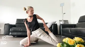 FULL BODY WORKOUT AT HOME WITHOUT EQUIPMENT AND WITHOUT CELLULITE.STRETCHING with Irina Kovych #5