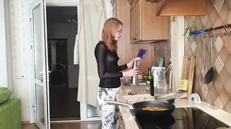 Cooking eggs in a transparent long sleeve #4