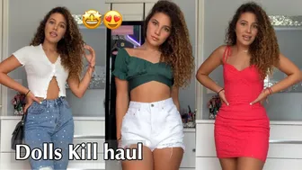 I let my mom pick my outfits *Dolls Kill* | Solange Diaz