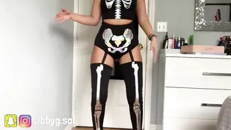 Halloween Costume Ideas (Dollskill) | solange Diaz #2