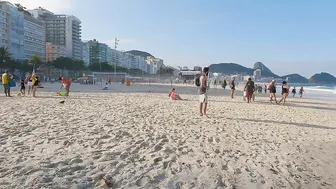 CARNIVAL BRAZIL / Rio de Janeiro / Leblon Beach Walk #4