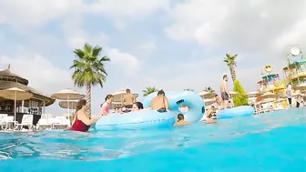 GIRL at The WATERPARK Istambul TURKEY / Best Waterparks In Turkey #4