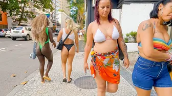 Rio de Janeiro / CARNIVAL BRAZIL / Copacabana Beach Walk Tour #1