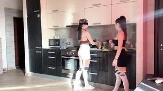 Cooking Blindfolded with Josephine #3