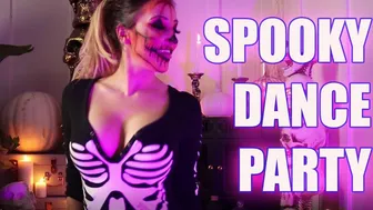 Halloween Twerk Party! Dancing fot my 100K SUBS! I Holly Wolf