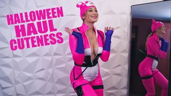 This Fortnite Costume is HOT♥️ Halloween Haul I HOLLY WOLF #1