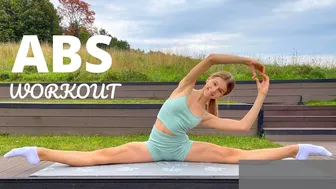 Outdoor workout by Mari Kruchkova / ABS & Legs