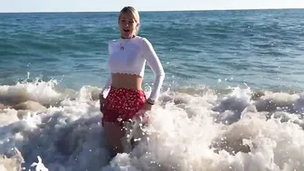 You have to believe in yourself when no one else does @DivaAngelLife #Ocean #Waves #shortvideo #3