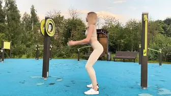 Glutes & Legs workout in the park / Mari Kruchkova #2