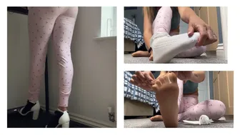 Testing My White Frilly Ankle Socks - Walking In Socks Pantyhose and Leggings #1