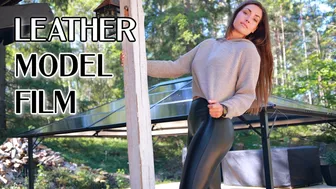 Glossy leather leggings Model film on Location #leather #leatherpants #1