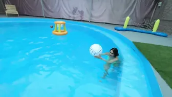 Swimming volleyball in the pool - Part 2 #3