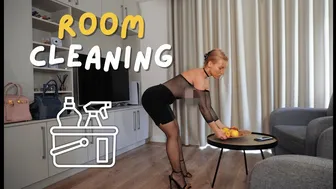 Transparent Cleaning: No Panties, Floor Hacks & Mesh Fishnet Tights Try-On