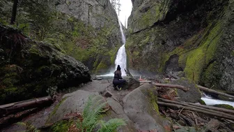 Hiking to different Waterfalls and Eating Delicious Food