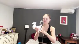 Breastfeeding with Veola| Tips & Breast Pump Tutorial | Pump With Me #2