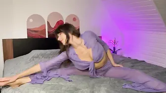 Yoga with Mia  #4