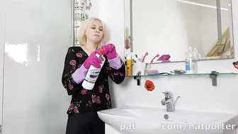 From Dirty to Dazzling: Cleaning Your Bathroom #4