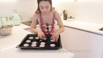 How to make coconut macaroons with 7 ingredients simple and easy recipe by kaye Torres #4