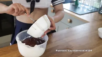 How to make chocoswissroll by kaye torres #3