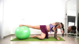 strong CORE and better POSTURE with STABILITY BALL // ENGLISH #5