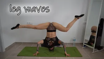 SHORT CLIPS: headstand leg waves