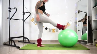 NEW YEAR'S EVE special: FIT BALL for LEG FLEXIBILITY // ENGLISH #4