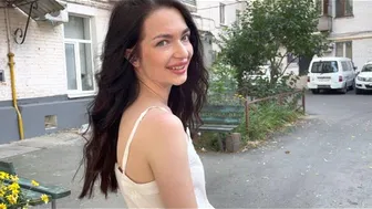 Polina walks around the city