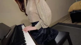 Girl Pianist - performs the music of Hans Zimmer Interstellar #3