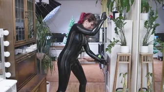 Project L: Part 88 - Behind the scenes of a latex photoshoot | Leila's Christmas