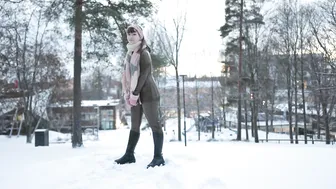 Behind the scenes of a latex photoshoot | Project L: Part 107 - Winter of Kerava #2