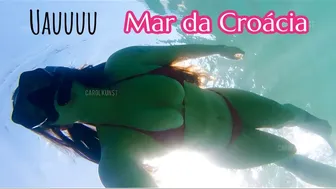 Primeiro mergulho no mar da Croácia | Carol Kunst do Vanlife Real