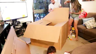 Family Building A House Together | How To Build A Playhouse Out of Cardboard Box #2