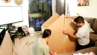 Family Building A House Together | How To Build A Playhouse Out of Cardboard Box #3