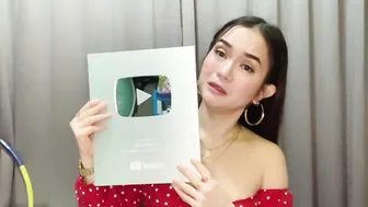 SILVER PLAY BUTTON UNBOXING (nakakaiyak pala) & HOW TO REQUEST YOUTUBE PLAY BUTTON | ERIKA RAMOS #5