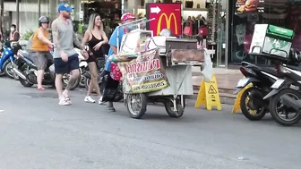 Pattaya Soi Buakhao Scenes #2