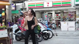 Pattaya Soi Buakhao Scenes #5