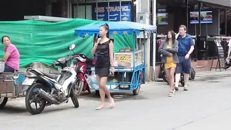 Pattaya Street Scene Soi Buakhao and Beach Road #3