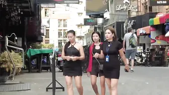 Pattaya Soi Buakhao Scenes Beautiful Ladies #3