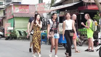 Pattaya Soi Buakhao Scenes #2