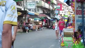 Pattaya Soi Buakhao Scenes Beautiful Ladies 29 Dec #5