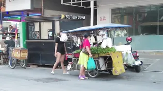 Pattaya Soi Buakhao and beach road scenes today #4