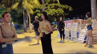 Pattaya Nightlife, Beach Road Scenes,17 November 2022. #1