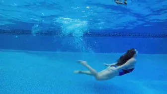 Dive in and swim underwater with me #4