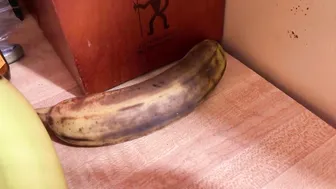 Banana in the Refrigerator: Will it Keep Longer? Can you eat it? #2