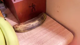 Banana in the Refrigerator: Will it Keep Longer? Can you eat it? #3