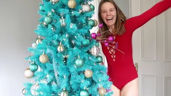 12 Days of Christmas Sung by Jenna Citrus Dancing + Extended Portion on Patreon & OnlyFans