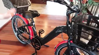 Santa's Little Helper Unboxing My NEW Electric Bike! | Electric Bike Co #2